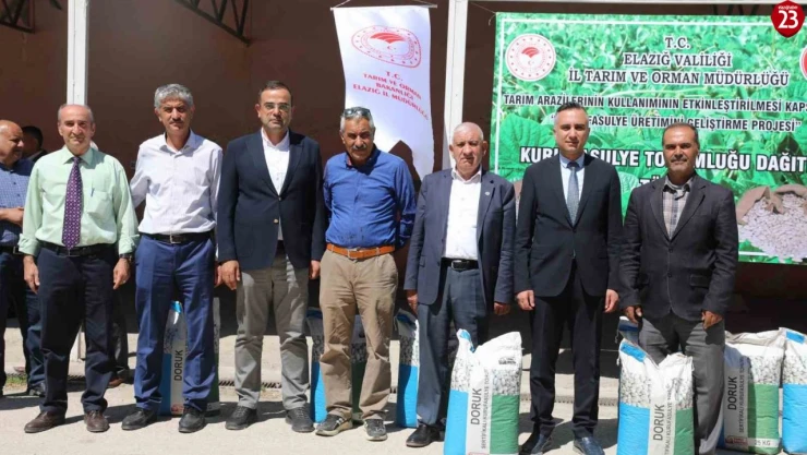 Elazığ'da Üreticiye Yüzde 75 Hibeli 15 Ton Sertifikalı Fasulye Tohumu Dağıtıldı