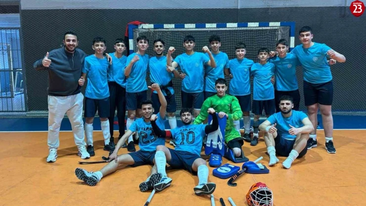 Elazığ GSK Hokey Takımı Çeyrek Finale Yükseldi