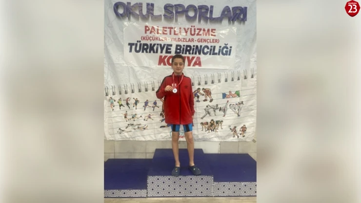 Elazığ'ın Gururu: Alp Eren Güler, Okul Sporları Paleti Yüzme Türkiye Finallerinde 2. Oldu