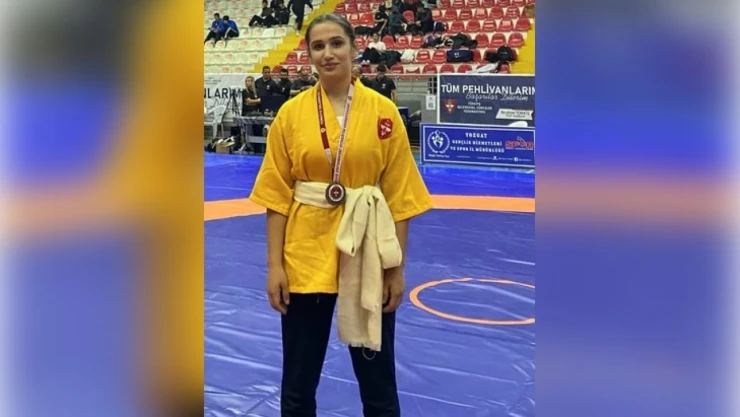 Elazığlı Sporcu Evindar Demirbağ, Türkiye Üçüncüsü Oldu