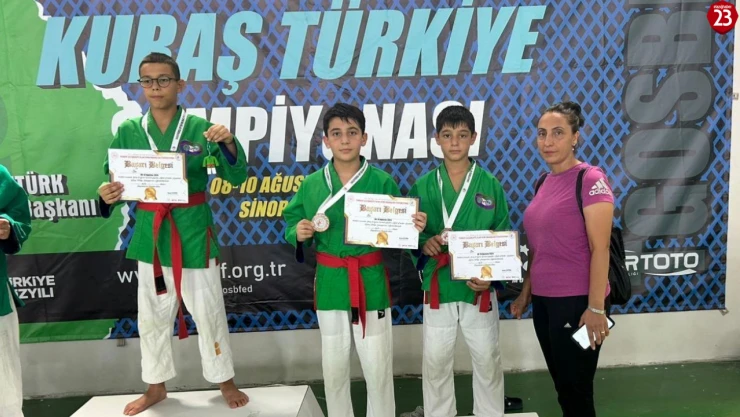 Elazığlı Sporcu Umuthan Yağcı, Türkiye Üçüncüsü Oldu