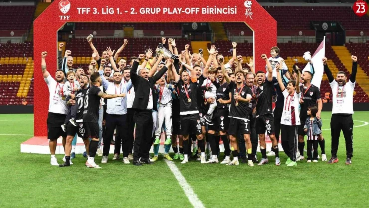 Elazığspor şampiyonluğu taraftarıyla kutlayacak