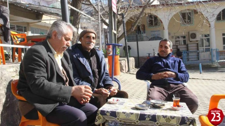 Kış aylarında 3 metre kar yağan ilçede yaz havası