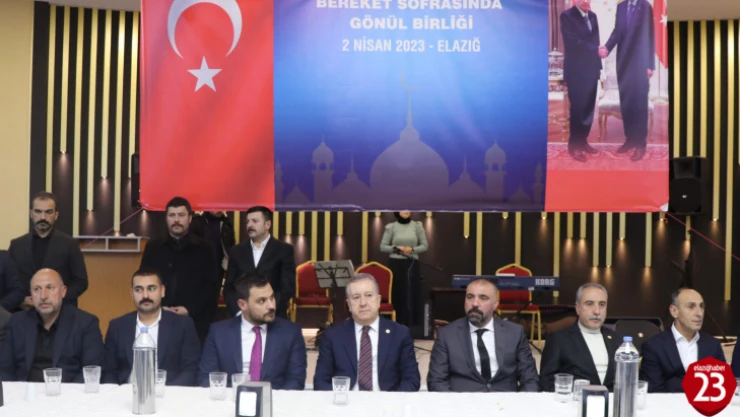 MHP Genel Başkan Yardımcısı Durmaz, Elazığ'da Depremzedelerle İftarda Buluştu