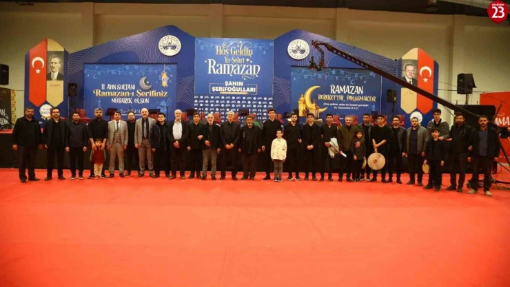 Elazığ Belediyesi Ramazan Etkinliklerinde Tasavvuf ve Tiyatro Gösterisi Büyük İlgi Gördü