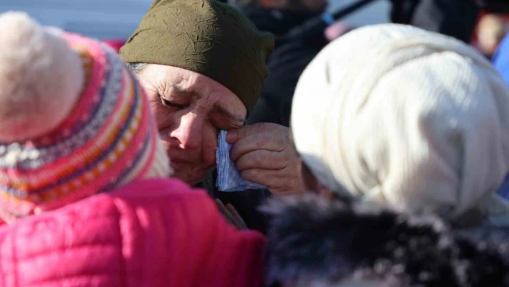 Ahıska Türkleri Göz Yaşlarıyla Elazığ'a Veda Ettiler