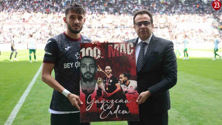 Yağızcan, Elazığspor'da 100. maçına çıktı