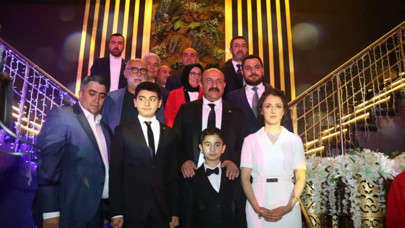 Demir Ailesinin Mutlu Günü