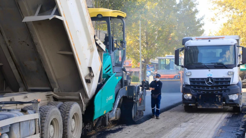 Elazığ Belediyesi Şehir Genelinde Asfalt Çalışmalarını Sürdürüyor