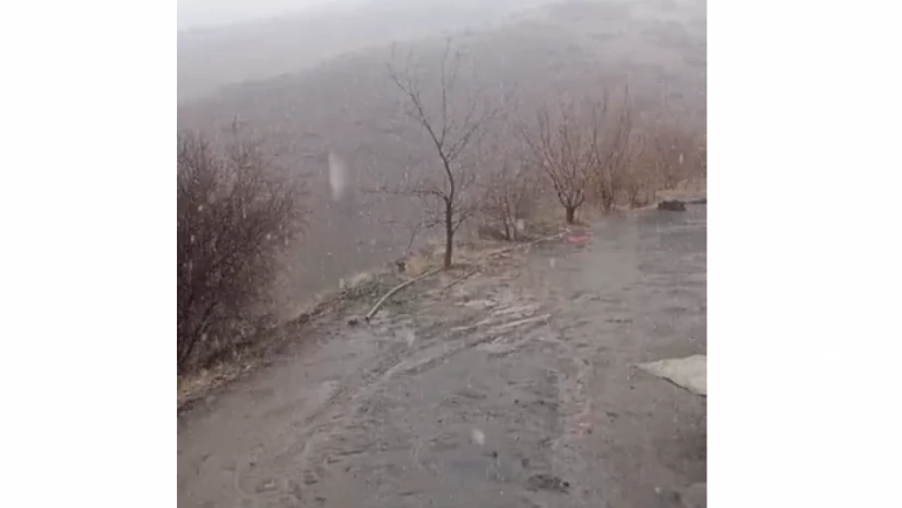 Elazığ'da Kar Yağışı Palu'nun Köylerinde Başladı