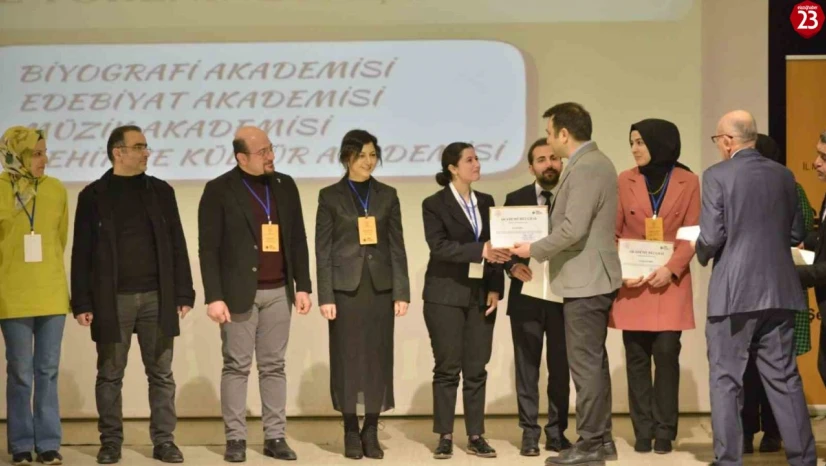 Elazığ Öğretmen Akademileri Projesi İlk Dönemi Tamamladı: Sertifikalar Verildi