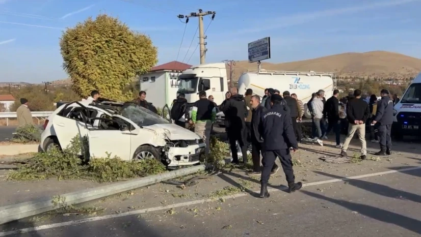 Elazığ-Malatya Karayolunda Feci Kaza: 1'i Bebek, 1'i Çocuk 6 Yaralı