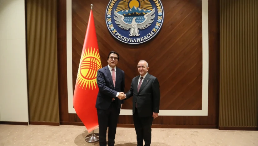 Kırgızistan Başbakan Yardımcısı Edil Baysalov, Elazığ Valisi Numan Hatipoğlu ile Bir Araya Geldi