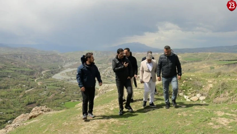 Tarihin Kalbine Kazma Vuruluyor: Palu Kalesi'nde Arkeolojik Kazılar Başlıyor