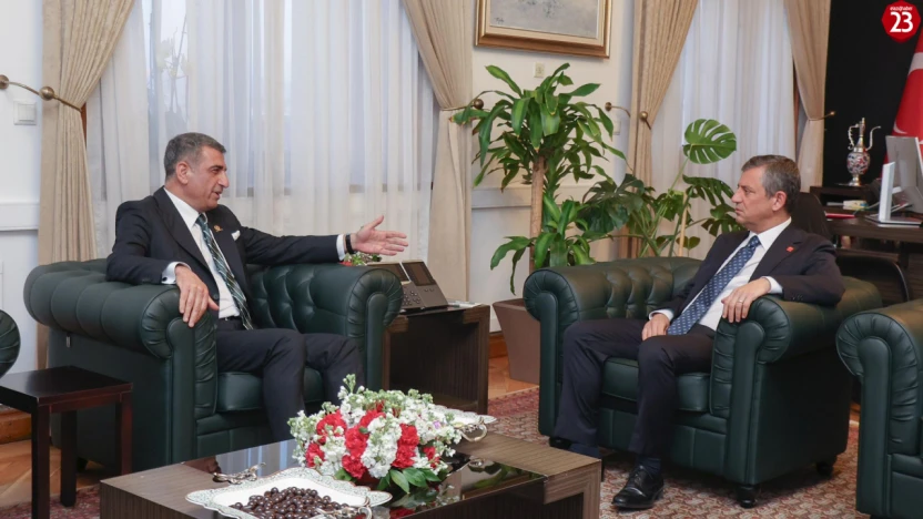 CHP Elazığ Milletvekili Gürsel Erol'dan Özgür Özel'e Destek Ziyareti: 'Bu Karanlığa Boyun Eğmeyeceğiz'