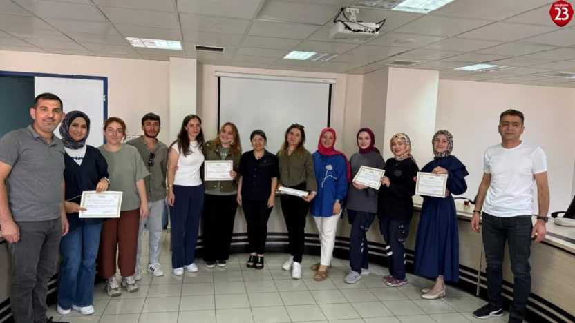 Elazığ'da En Başarılı Acil Sağlık Ekipleri Ödüllendirildi