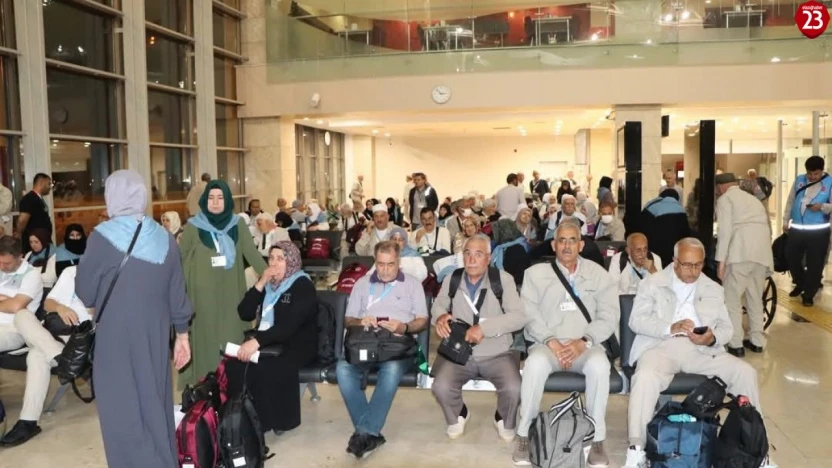 Elazığ'dan Hacca Giden İkinci ve Üçüncü Kafile Dualarla Uğurlandı