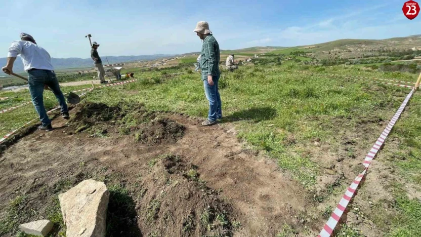 Elazığ'da 6 Bin Yıllık Tarih Gün Yüzüne Çıkıyor: Tadım Kalesi ve Höyüğünde Kazılar Yeniden Başladı
