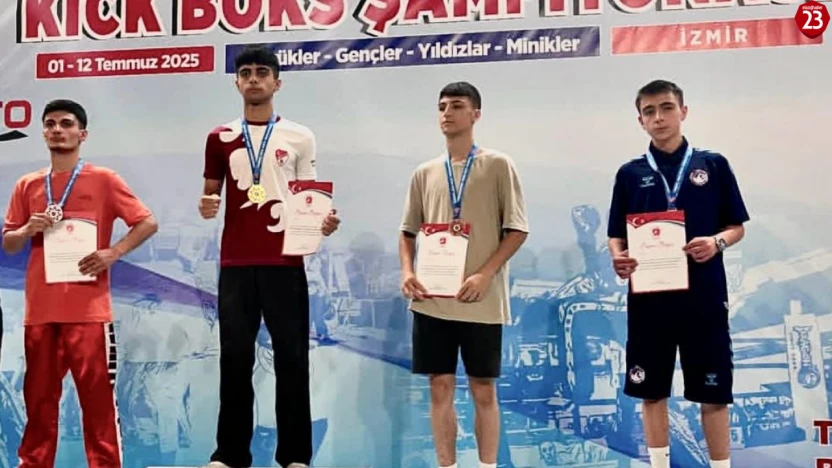 Elazığlı Kick Boksçulardan Türkiye Şampiyonası'nda 8 Madalya Gururu