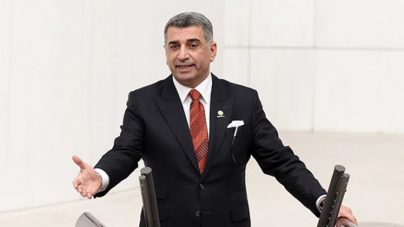 Gürsel Erol, Gençlerin En Beğendiği Milletvekilleri Arasında İlk 10'a Girdi: 'Türkiye'nin Umudu Sizsiniz''