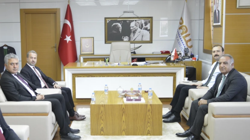 Milli Eğitim Müdürü Beraat Şahin'den Palu ve Kovancılar'a Eğitim Ziyareti