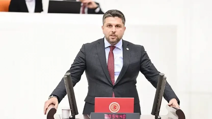 Nazırlı'dan Elazığ'ın Su Sorununa Dikkat Çeken Çıkış: 'Çuvaldızı Önce Kendimize Batırıyoruz'