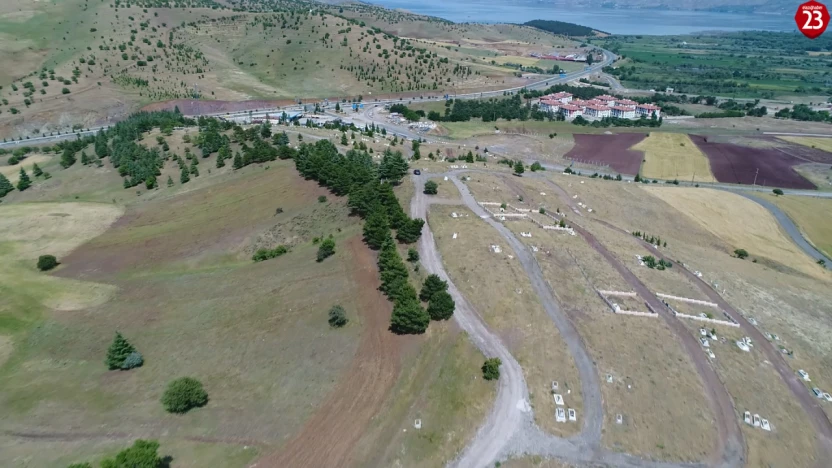 Sivrice'de Deprem Molozları Temizlendi, Yeni Projeler İçin Alan Açıldı