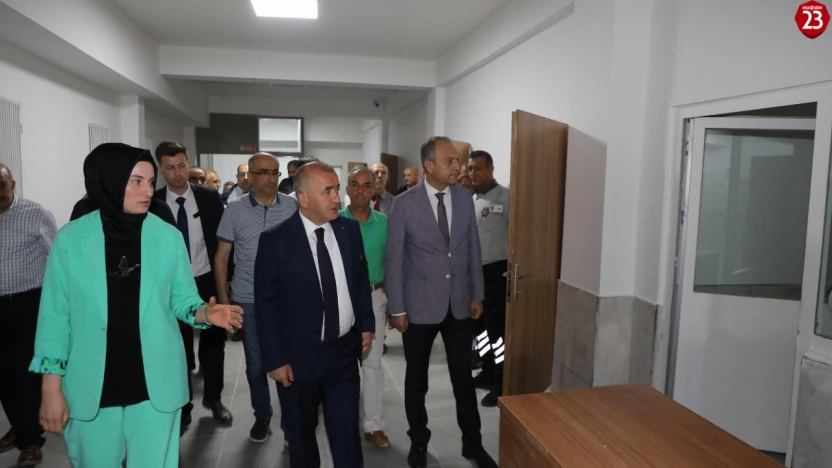 Vali Hatipoğlu, Ruh Sağlığı Hastanesi'nde İncelemelerde Bulundu