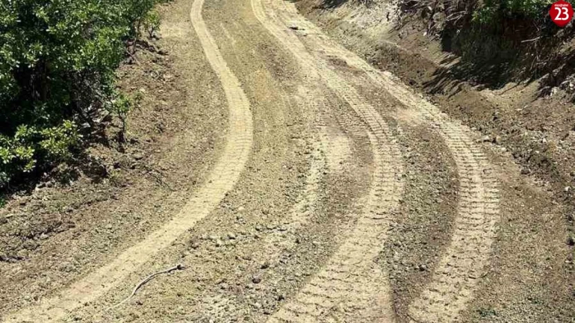 Elazığ İl Özel İdaresi'nden Köy Yollarına Bahar Bakımı