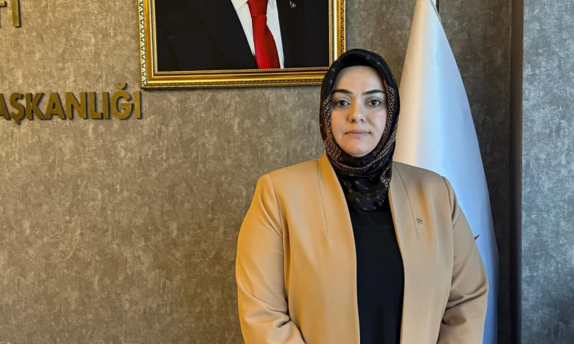 AK Parti Elazığ Teşkilatında Yeniden Yapılanma: Kadın Kolları Başkanı Burcu Tüver'in İstifası İstendi