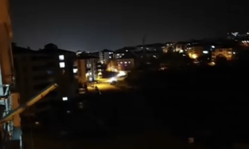 Elazığ'da Polis Kovalamacası: Ulukent Mahallesi'nde Şüpheli Araçla Kaçtı