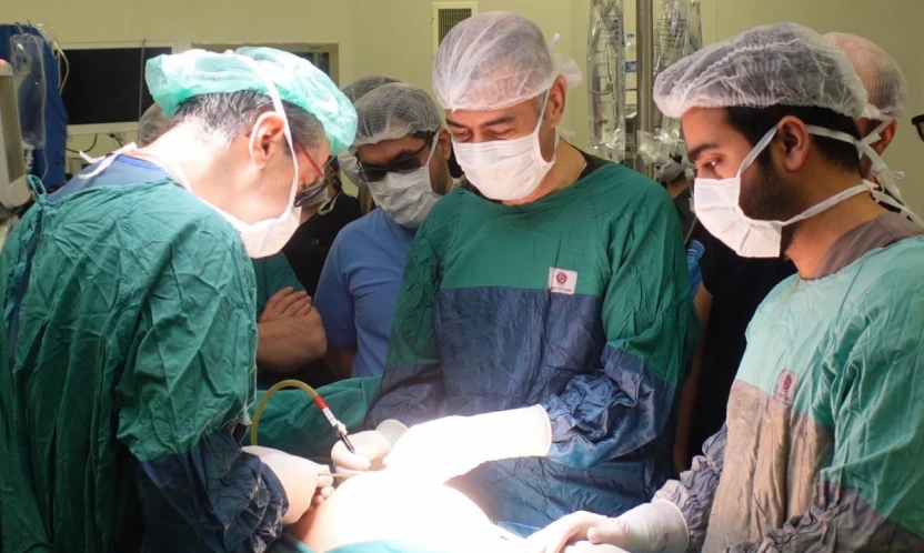 Fırat Üniversitesi Hastanesi'nde Prostat Kanseri Cerrahisine Yönelik 3 Boyutlu Laparoskopi Eğitimi