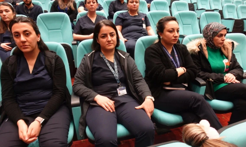 Fırat Üniversitesi Hastanesi'nde Dünya Kanser Günü'nde Farkındalık Etkinliği