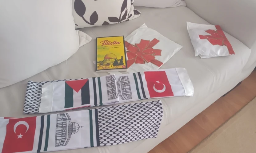 Merhume Ablası İçin Anlamlı Farkındalık: Filistin Atkısı ve Kitap Hediye Edilecek